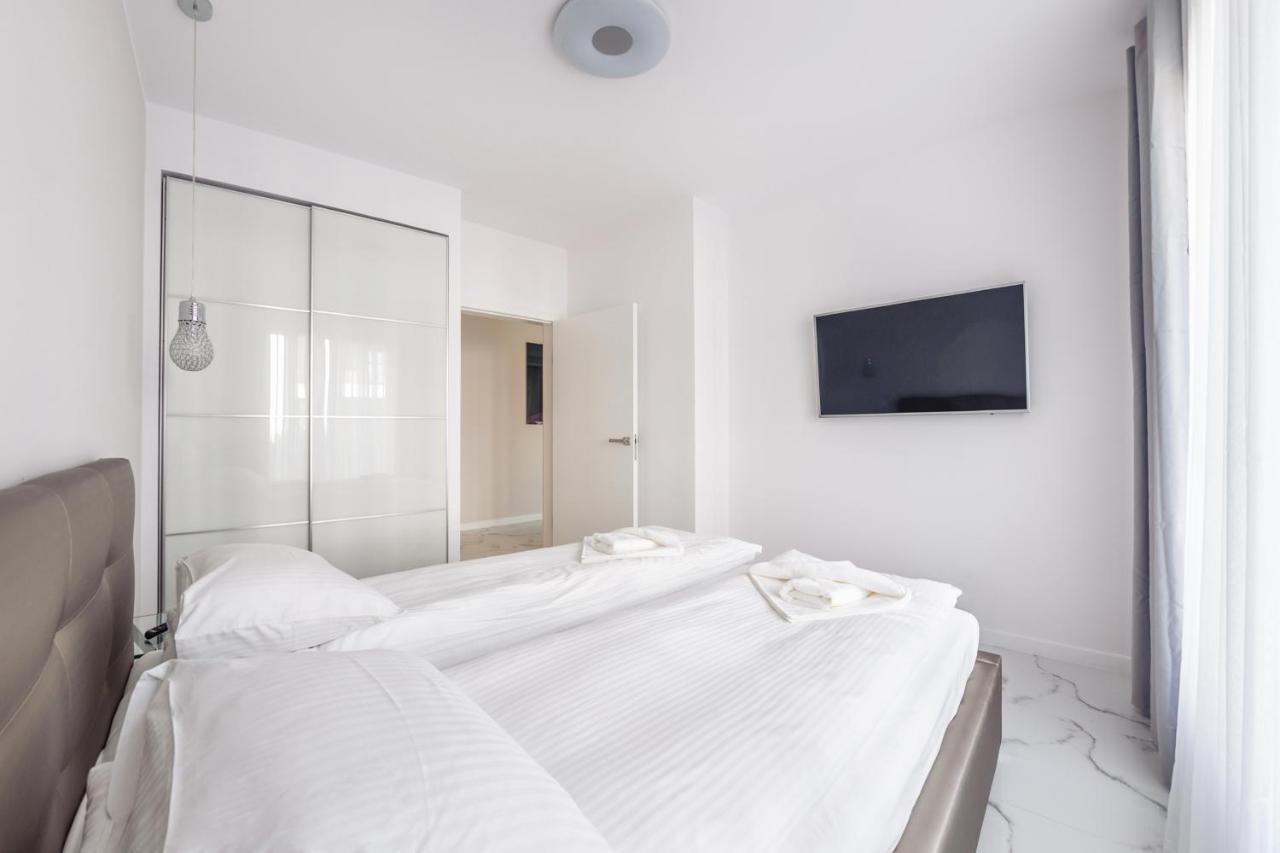 Luxury Long Island Suite Gdansk Luaran gambar